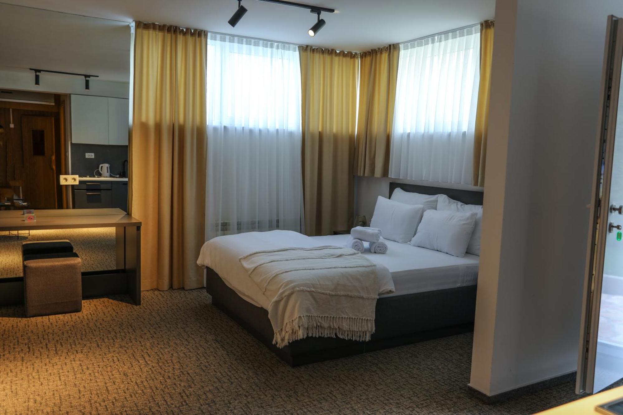Studio Apartments Visit Point Σαράγεβο Εξωτερικό φωτογραφία