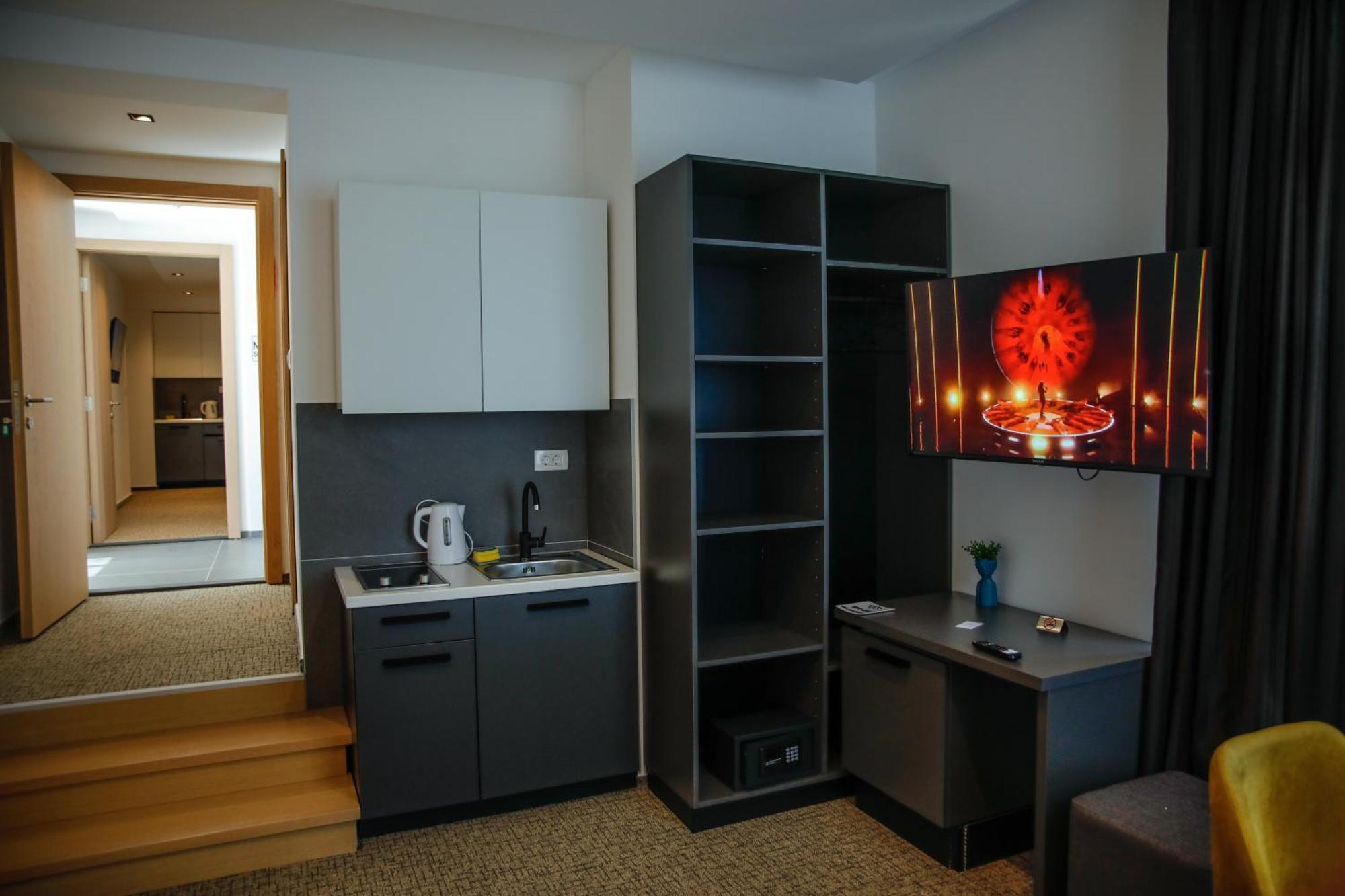 Studio Apartments Visit Point Σαράγεβο Εξωτερικό φωτογραφία
